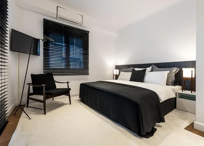 Executive 2 Bdr Suite In Plaka - Acropolis View